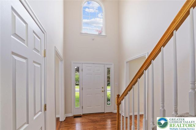 2190 Beechwood Street, Upper Macungie Twp, PA 18069