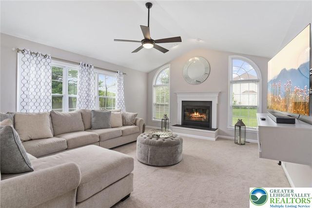 2190 Beechwood Street, Upper Macungie Twp, PA 18069