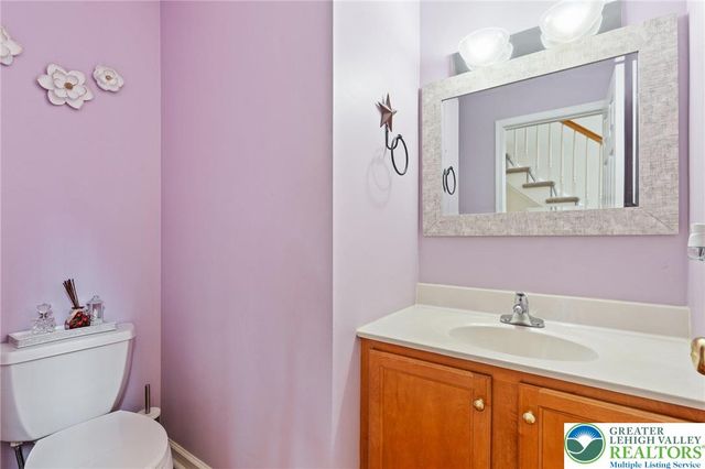 2190 Beechwood Street, Upper Macungie Twp, PA 18069
