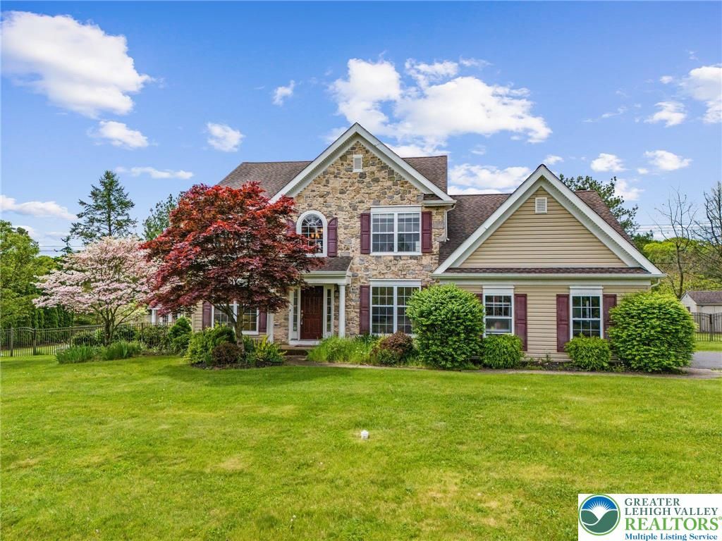 2190 Beechwood Street, Upper Macungie Twp, PA 18069