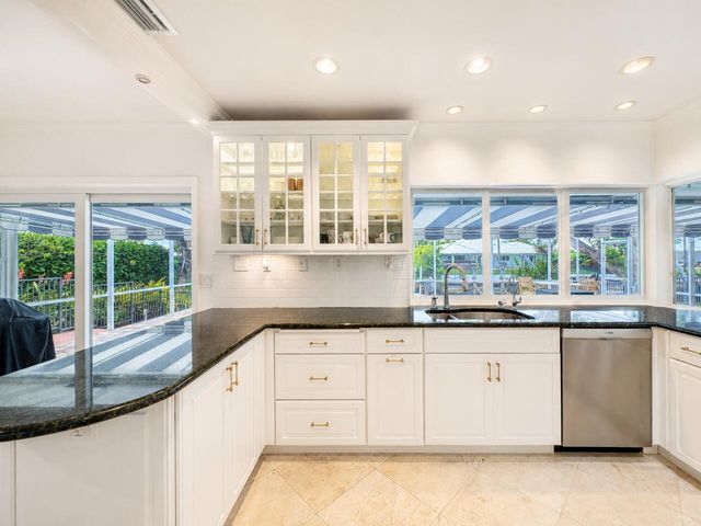 1111 SW Pepperridge Terrace, Boca Raton, FL 33486