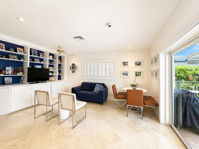 1111 SW Pepperridge Terrace, Boca Raton, FL 33486