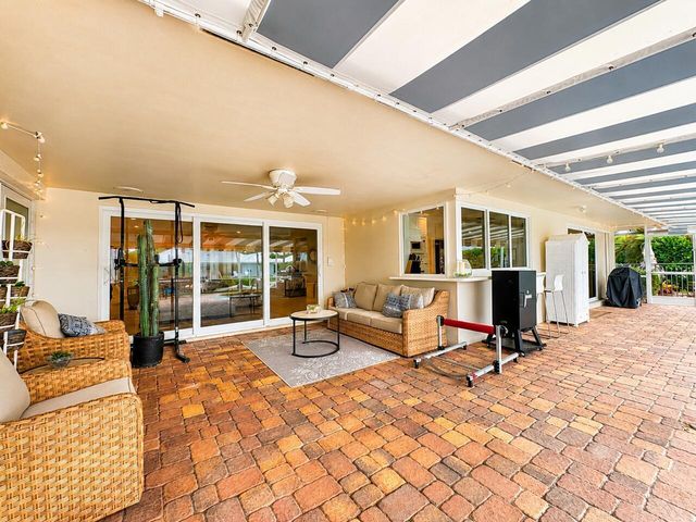 1111 SW Pepperridge Terrace, Boca Raton, FL 33486