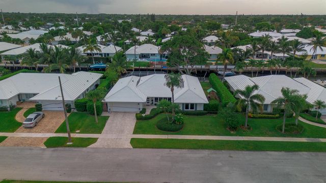 1111 SW Pepperridge Terrace, Boca Raton, FL 33486