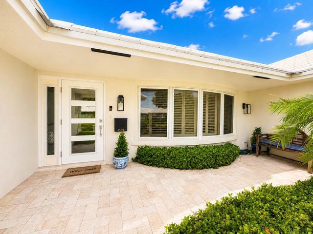 1111 SW Pepperridge Terrace, Boca Raton, FL 33486