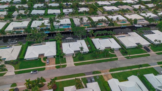 1111 SW Pepperridge Terrace, Boca Raton, FL 33486