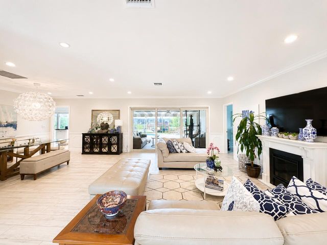 1111 SW Pepperridge Terrace, Boca Raton, FL 33486