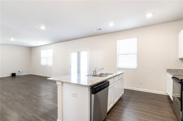 296 Walnut Grove Way, Pendergrass, GA 30567