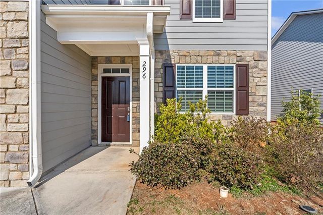 296 Walnut Grove Way, Pendergrass, GA 30567