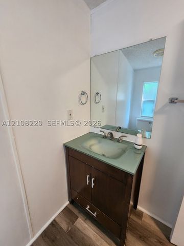 11908 Cove Pl B, Boca Raton, FL 33428