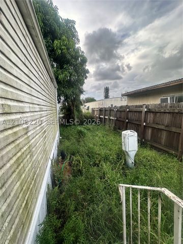 11908 Cove Pl B, Boca Raton, FL 33428