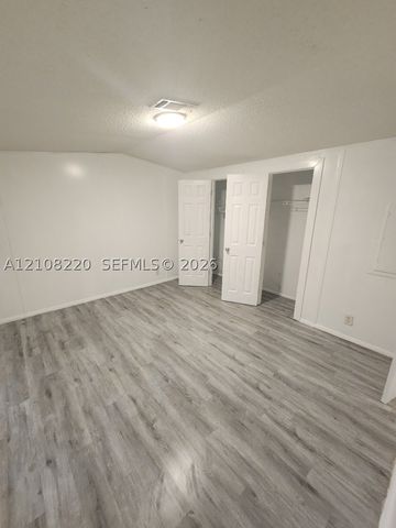 11908 Cove Pl B, Boca Raton, FL 33428
