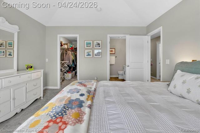 454 Maple Cove Circle 19, Saline, MI 48176