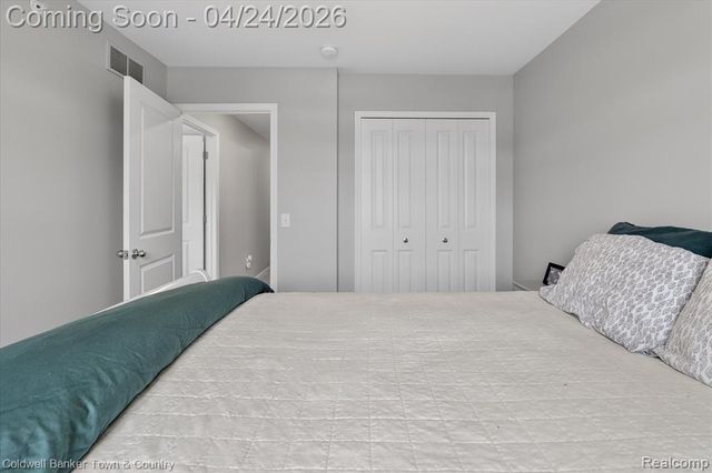 454 Maple Cove Circle 19, Saline, MI 48176