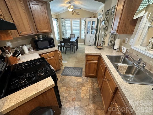 108 Hummingbird Circle, New London, NC 28127