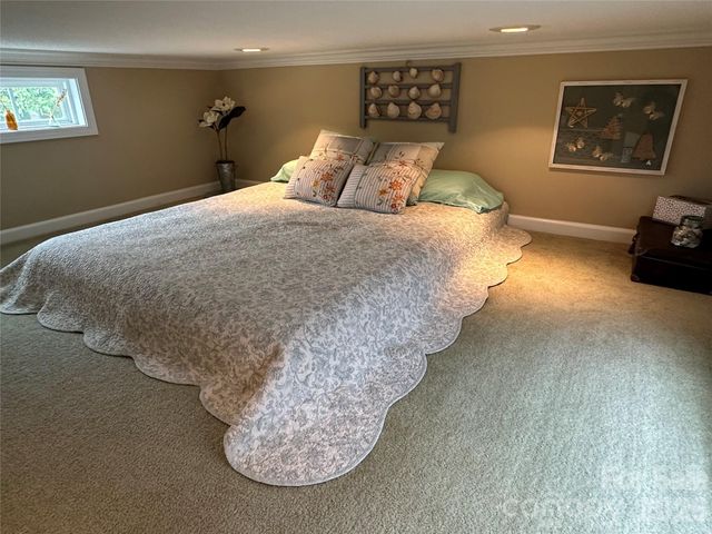 108 Hummingbird Circle, New London, NC 28127