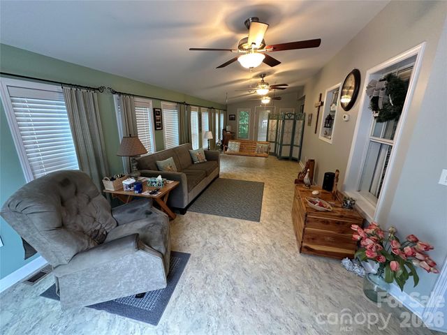 108 Hummingbird Circle, New London, NC 28127