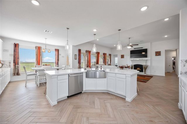 4005 Wildflower Place, Waller, TX 77484