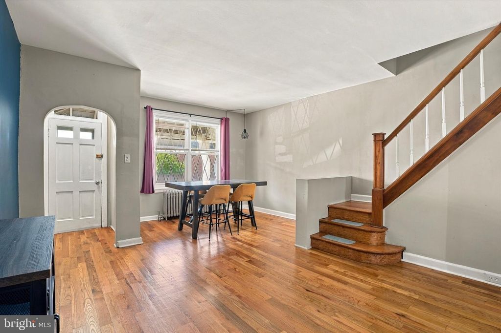 117 W WOOD ST, Norristown, PA 19401 — photo 4