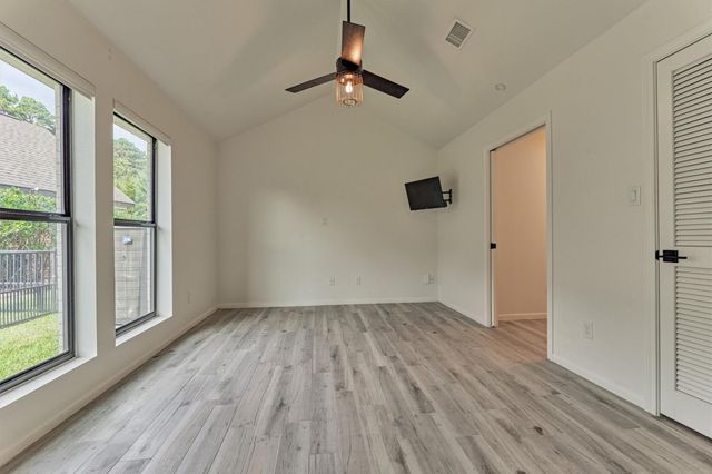 14696 Diamondhead S, Conroe, TX 77356