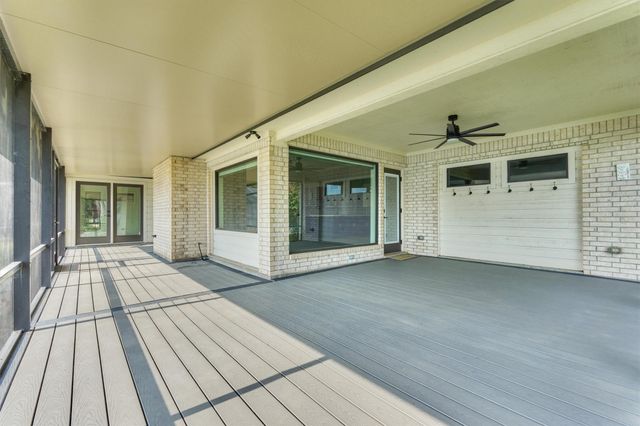 14696 Diamondhead S, Conroe, TX 77356