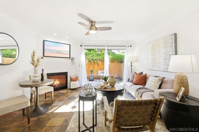 4777 Seminole Dr 116, San Diego, CA 92115