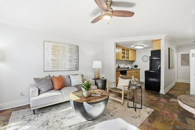 4777 Seminole Dr 116, San Diego, CA 92115