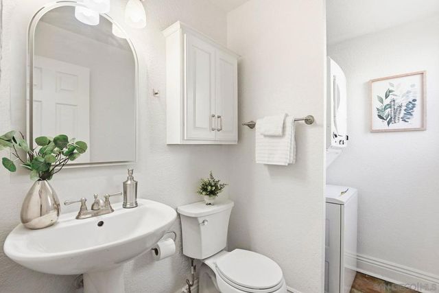 4777 Seminole Dr 116, San Diego, CA 92115