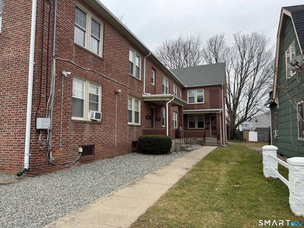 297 Park Street 2C, West Haven, CT 06516