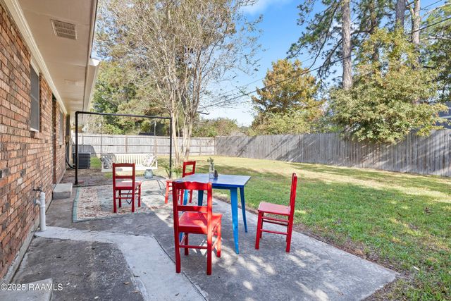 211 Firmin Drive, Lafayette, LA 70503