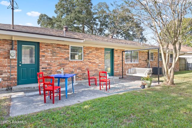 211 Firmin Drive, Lafayette, LA 70503