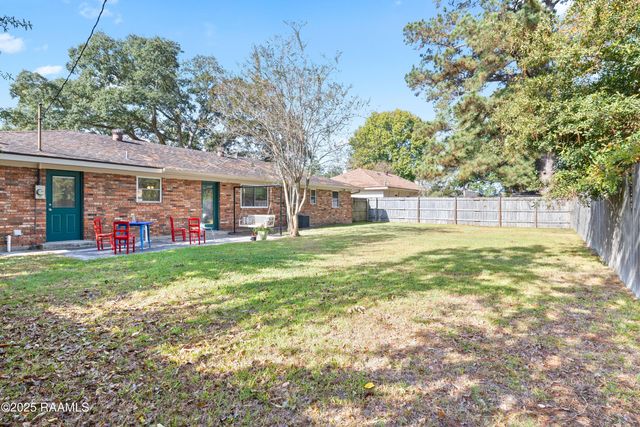 211 Firmin Drive, Lafayette, LA 70503