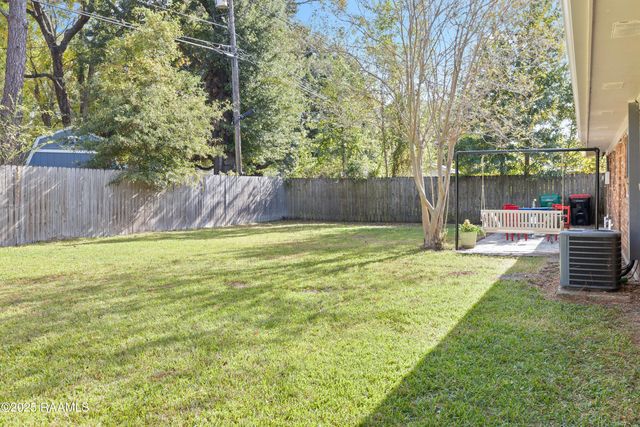 211 Firmin Drive, Lafayette, LA 70503