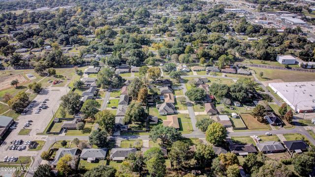 211 Firmin Drive, Lafayette, LA 70503