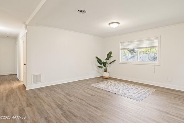 211 Firmin Drive, Lafayette, LA 70503