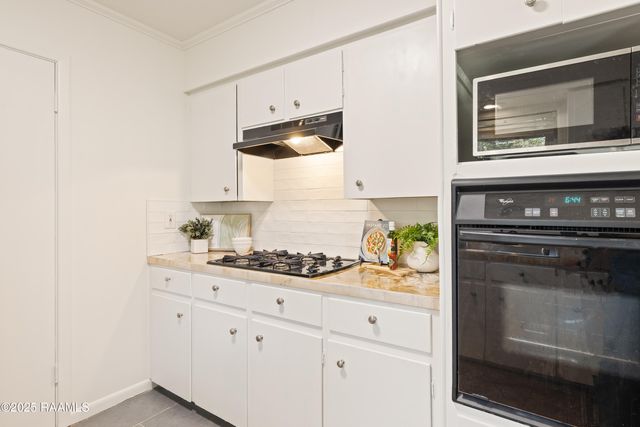 211 Firmin Drive, Lafayette, LA 70503