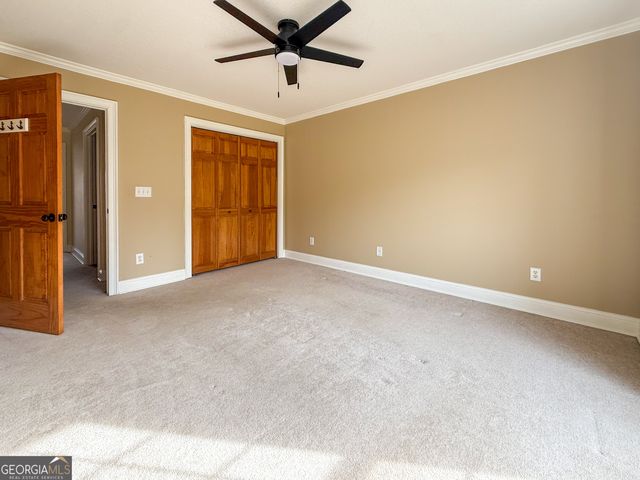 401 Pointe Willow Drive, Cleveland, GA 30528