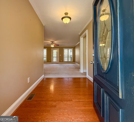 401 Pointe Willow Drive, Cleveland, GA 30528