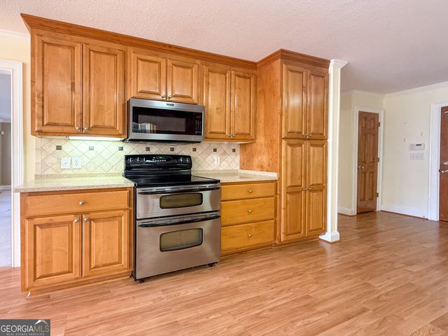 401 Pointe Willow Drive, Cleveland, GA 30528