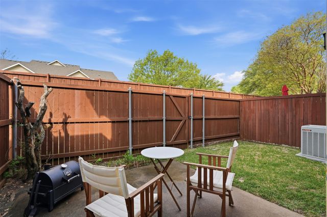 7033 Brentdale Lane, Plano, TX 75025