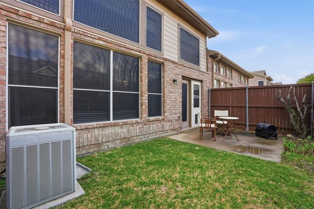 7033 Brentdale Lane, Plano, TX 75025