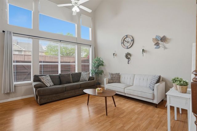 7033 Brentdale Lane, Plano, TX 75025