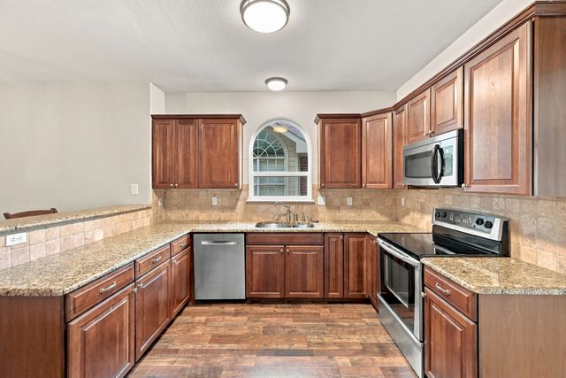 2304 Grandview Drive, Flower Mound, TX 75028
