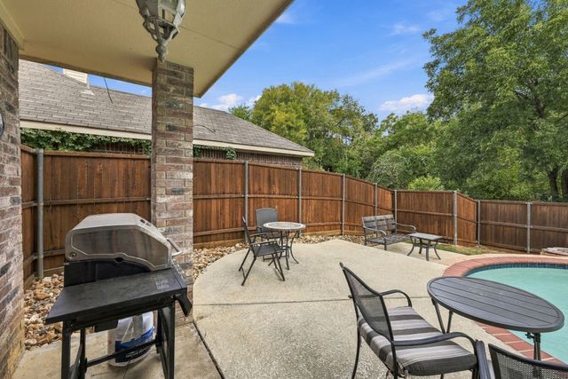 2304 Grandview Drive, Flower Mound, TX 75028