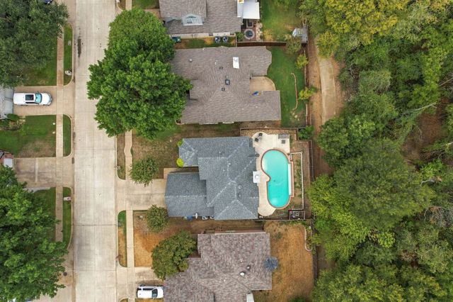 2304 Grandview Drive, Flower Mound, TX 75028