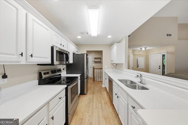 139 Royal Way, Mcdonough, GA 30252
