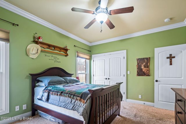 1404 Mulligan Dr, Fisherville, KY 40023