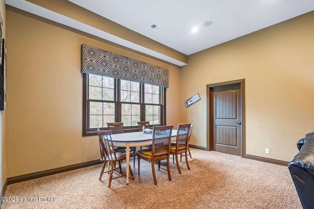 1404 Mulligan Dr, Fisherville, KY 40023