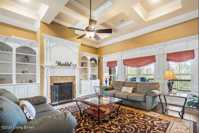 1404 Mulligan Dr, Fisherville, KY 40023