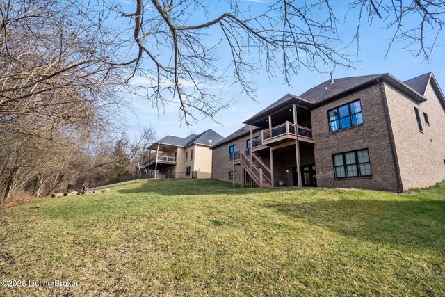 1404 Mulligan Dr, Fisherville, KY 40023